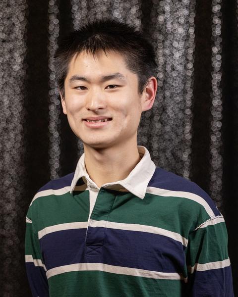 Yizhe headshot